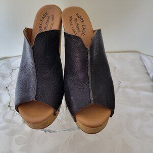 Kork Ease Deanna Dark Brown Chunky heeled leather mules. Women's 8M.